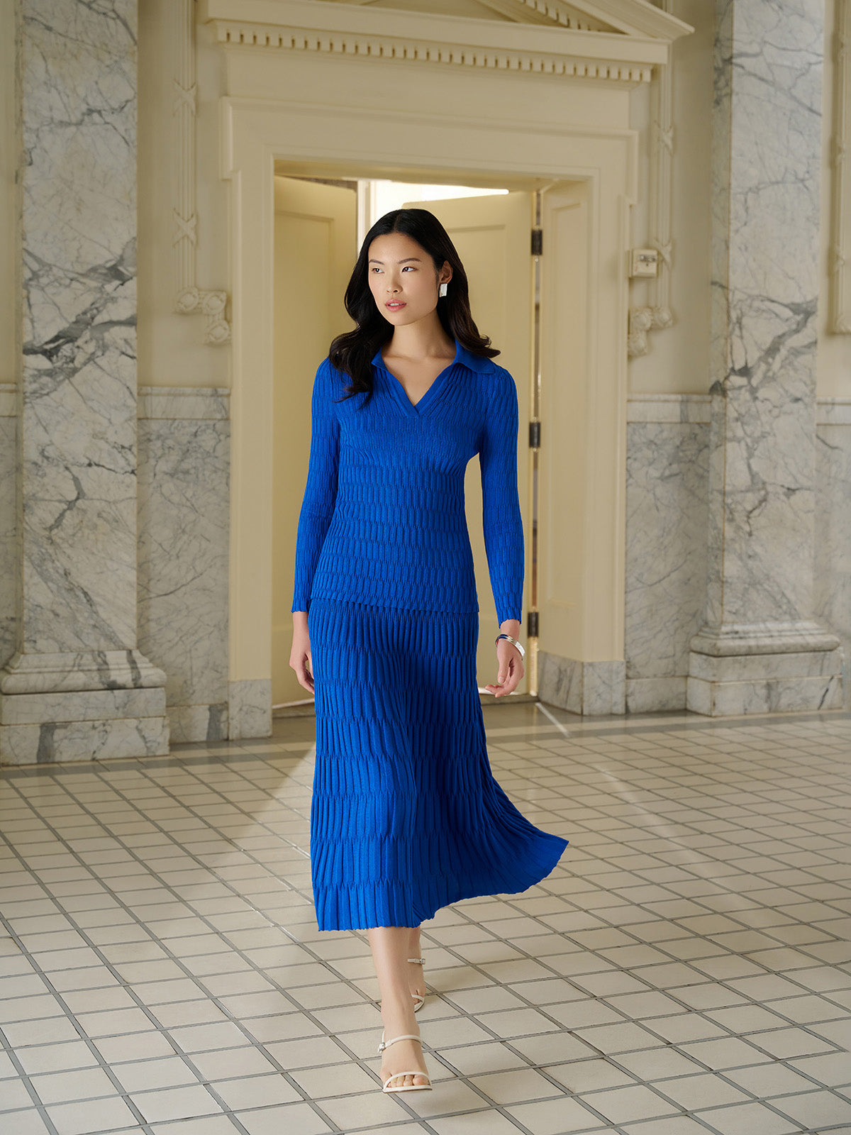 kotohayokozawa todo Shrink skirt (ブルー) M Raised Geometric Soft Knit Maxi Skirt