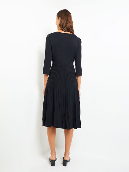 pleated contrast dress Pleated Contrast Panel Soft Knit Dress