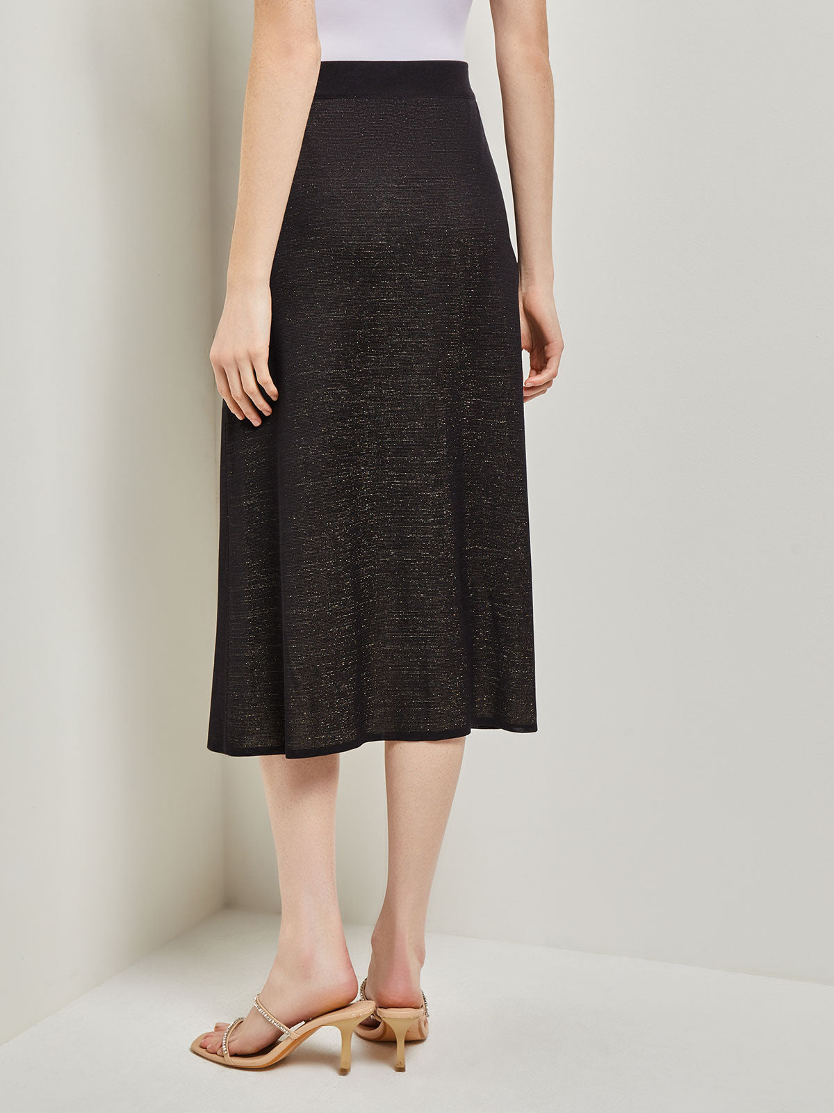 Placed Floral Jacquard Knit Midi Skirt