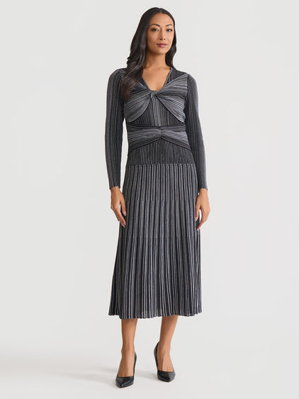 green emerald velvet dress Clara Knit Flared Dress | FFORME main image 0