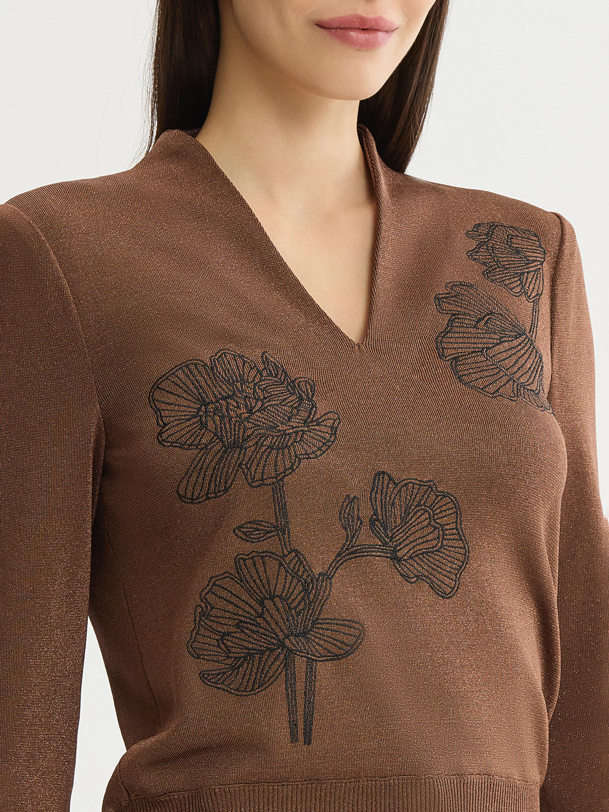最安値Amari knit tops macha brown Embroidered Metallic Knit Top